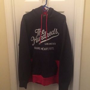Trendy Hundreds hoodie from PAC Sun. Xl